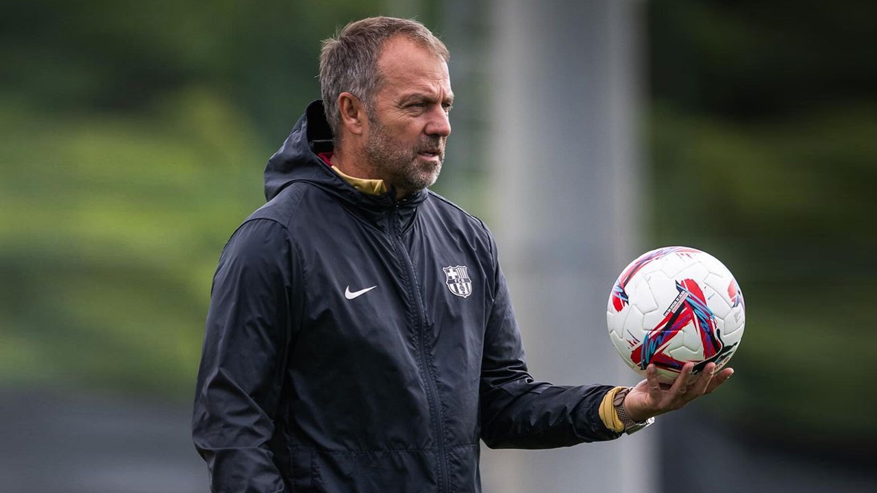 ฮันซี่ ฟลิก ฉลองชัยชนะเหนือเซลต้า บีโก้ ในนาทีที่ 98 ของบาร์เซโลน่า แต่ต้อง รอ โรเบิร์ต เลวานดอฟสกี้ บาดเจ็บก่อน ทีมไม่เคยยอมแพ้      