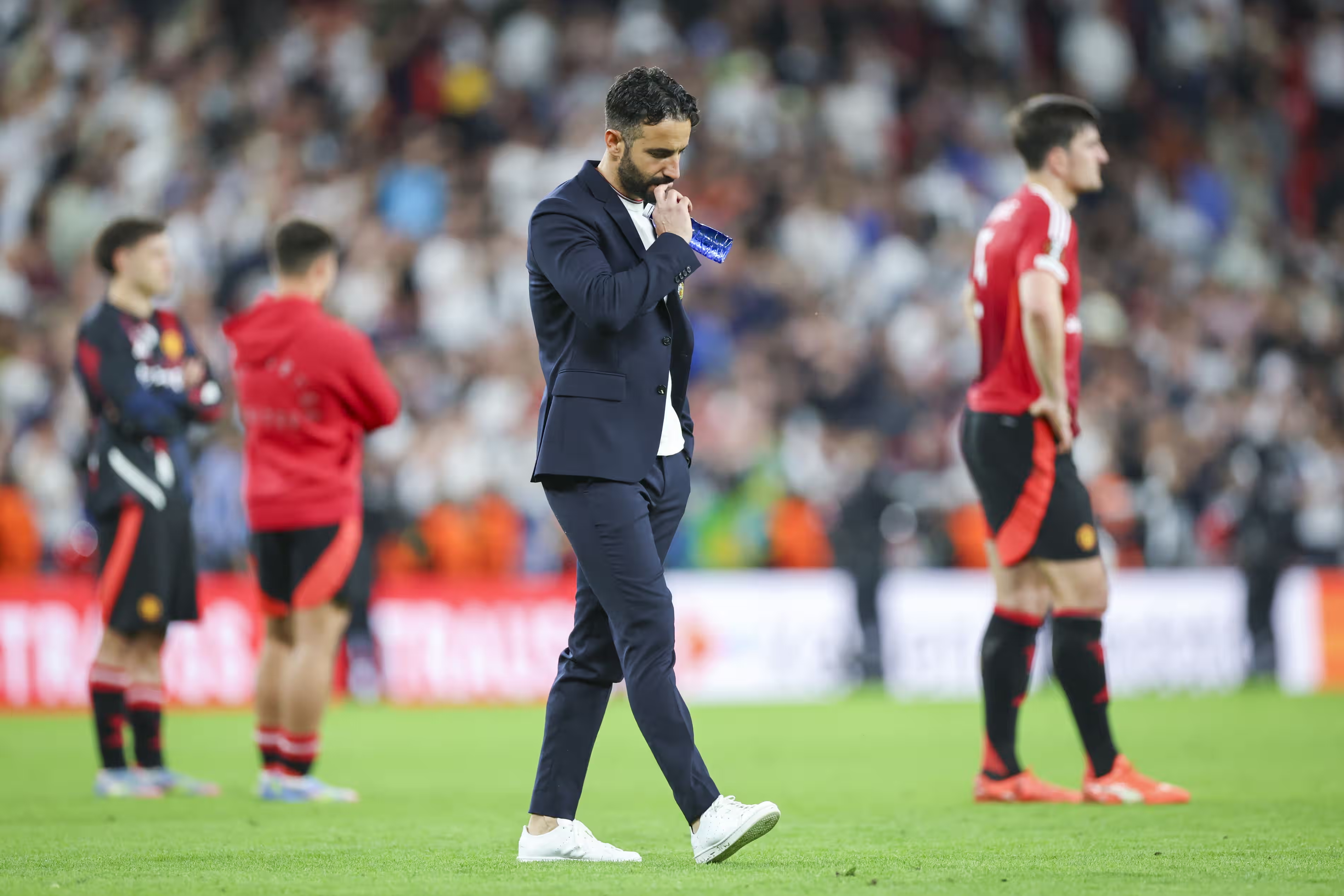 แมนเชสเตอร์ยูไนเต็ดเผชิญกับปัญหาเร่งด่วน: ทิ้งอาโมริมหรือปรับปรุงทีมใหม่