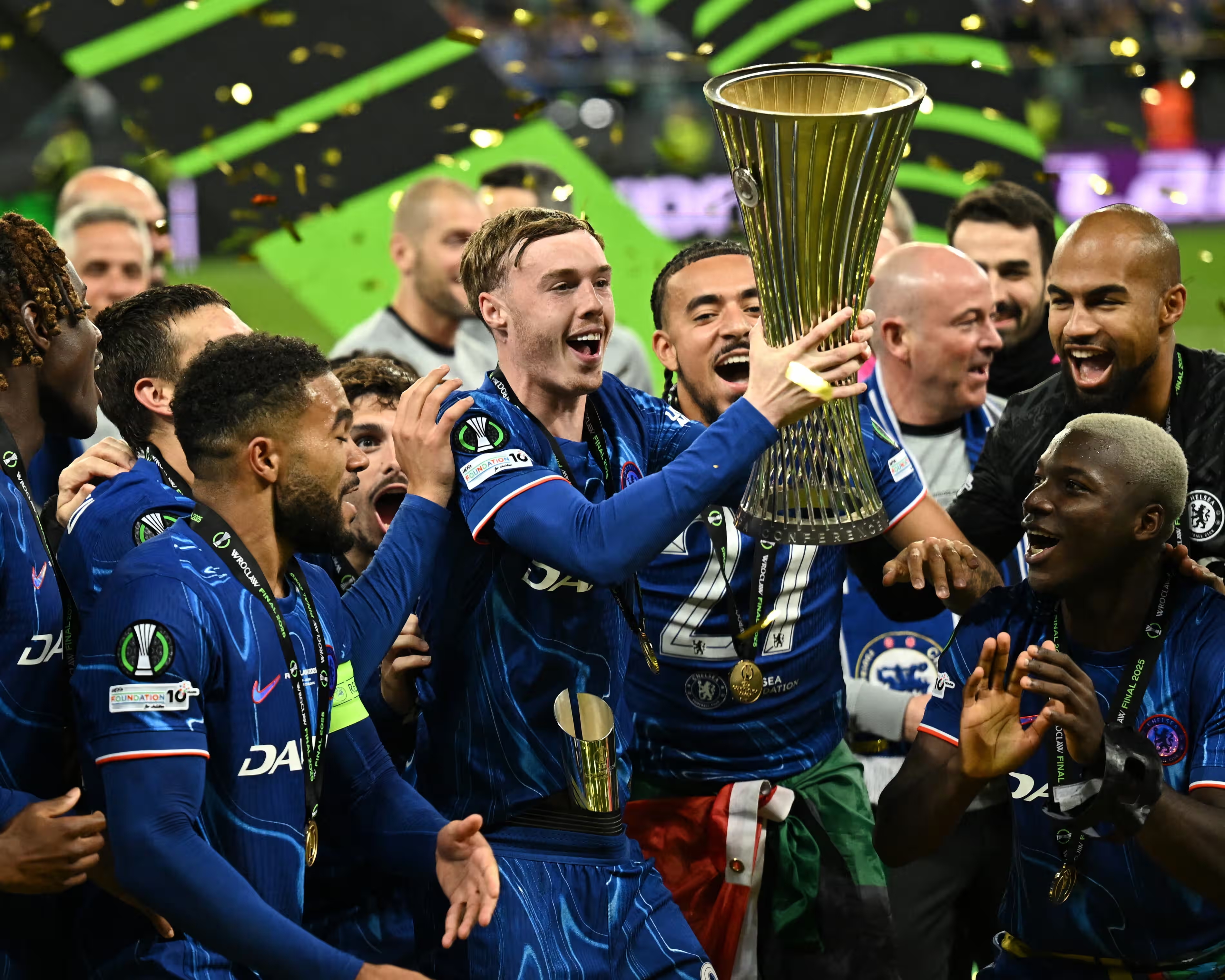 เชลซีและโคล พาล์มเมอร์ กลับมาถล่มเรอัล เบติส คว้าแชมป์คอนเฟอเรนซ์ ลีก