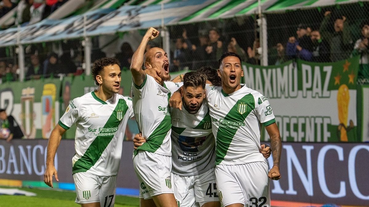 วิเคราะห์ผลบอลระหว่างทีมบานฟิลด์ พบกับ เดเฟนซ่า