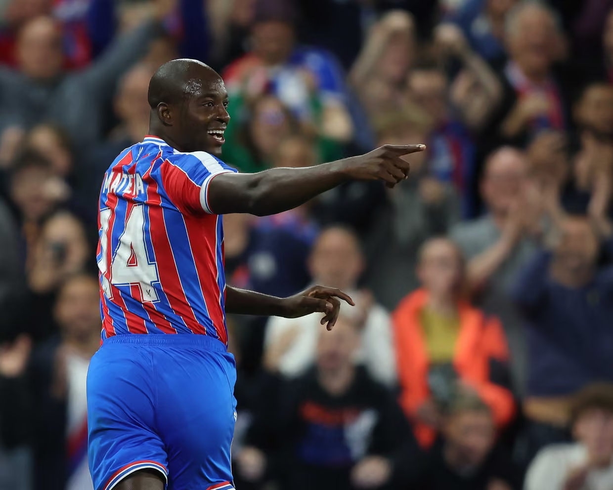 มาเตต้าให้คริสตัลพาเลซได้เปรียบเฟรดริกสตัดในรอบเพลย์ออฟคอนเฟอเรนซ์