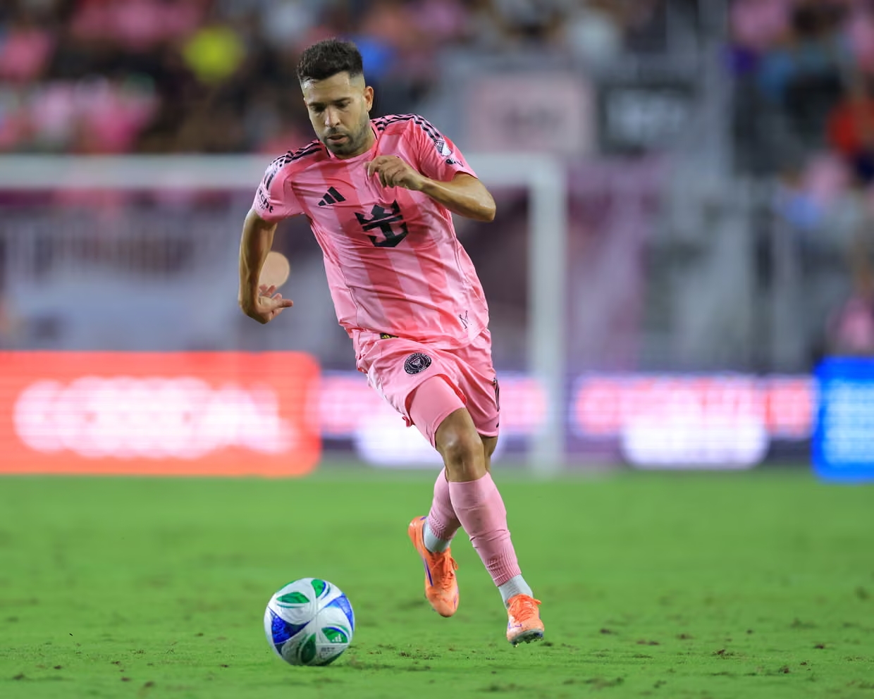 จอร์ดี อัลบา ประกาศอำลาวงการหลังเซ็นสัญญาฉบับใหม่กับอินเตอร์ ไมอามี