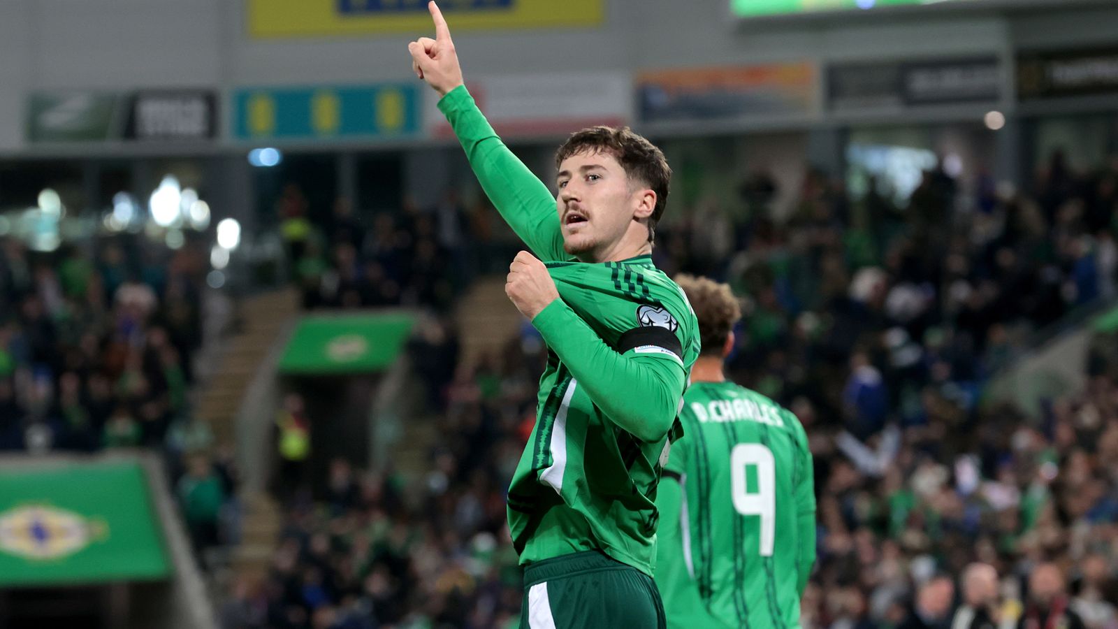 ไทร ฮูม ยิงประตูแรกให้ไอร์แลนด์เหนือในนัดชิงชนะเลิศฟุตบอลโลก