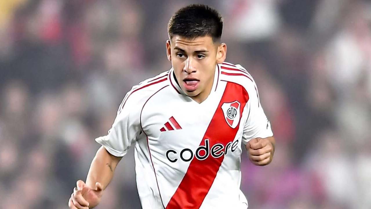 การย้ายทีมของแมนเชสเตอร์ซิตี้ คลาวดิโอ เอเชเวร์รี จะมีห้าตัวเลือกก่อนตลาดซื้อขายฤดูหนาว