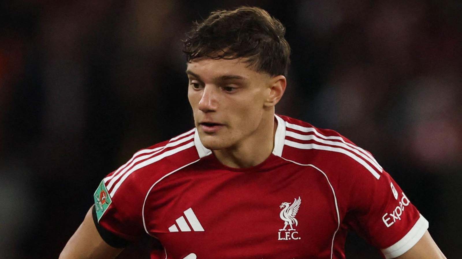 แมนฯ ยูไนเต็ด เข้าร่วมกับอาร์เซนอลและลิเวอร์พูลในการแย่งตัวกองหลังของแรนส์