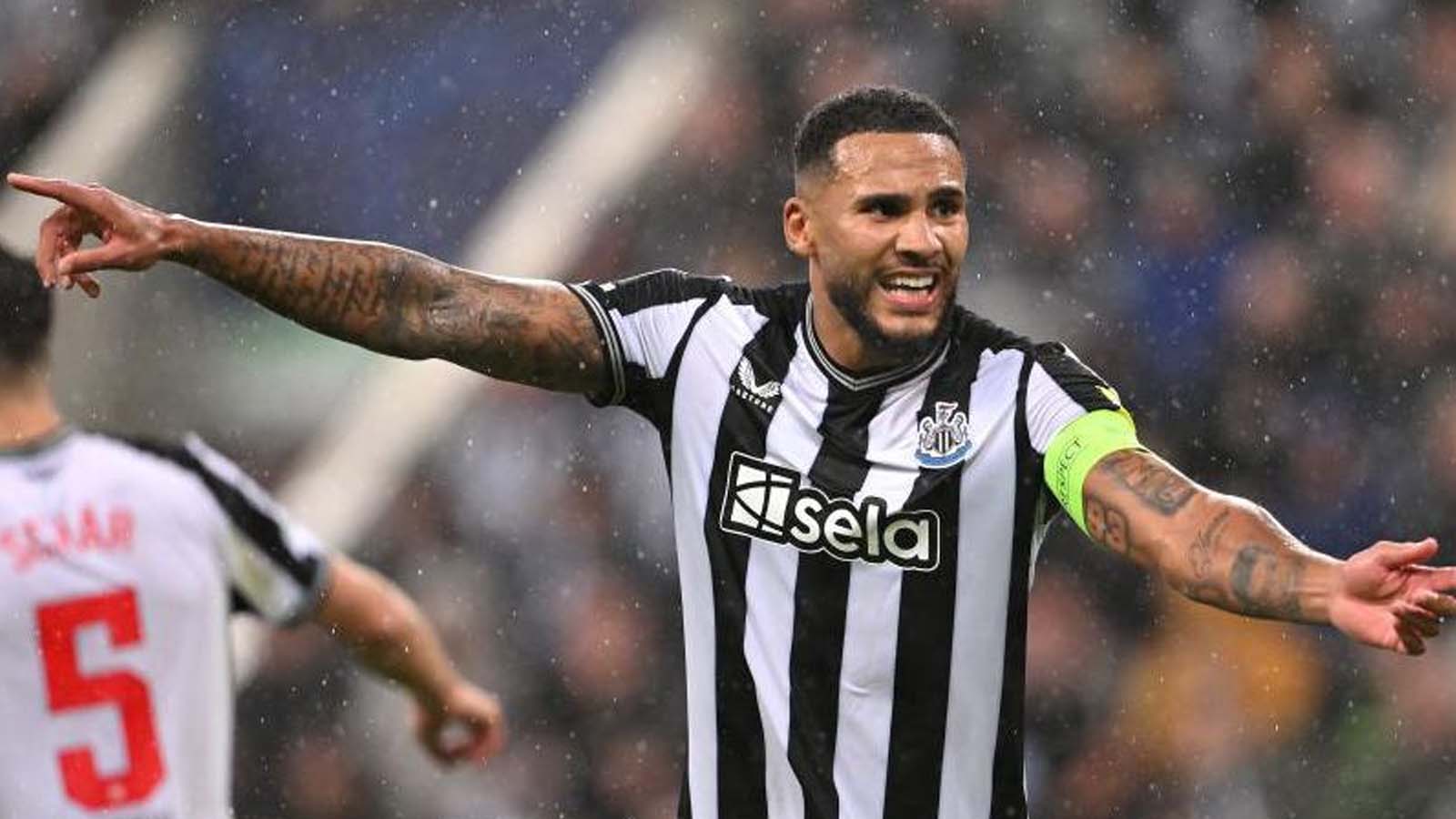 การแย่งตัวนักเตะเอฟเวอร์ตัน ข้อตกลงกับแอตเลติโก มาดริด การ ออกจาก นิวคาสเซิล ยูไนเต็ด