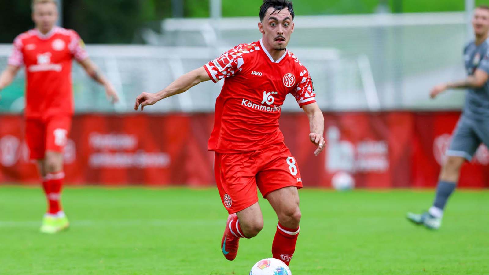 วิเคราะห์บอล บุนเดสลีกา เยอรมัน ไมนซ์ 05 VS ฮัมบูร์ก