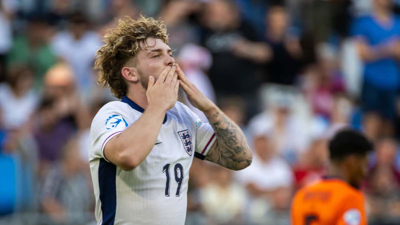 ลิเวอร์พูลวิธีเดียวที่แอสตันวิลล่าจะสามารถคว้าตัวฮาร์วีย์ เอลเลียตต์มาได้อย่างถาวรคืออะไร