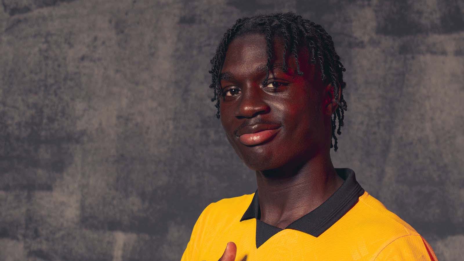 มาเตอุส มาเน่ PSG เข้าร่วมการแข่งขันเพื่อคว้าตัวดาวรุ่งจากพรีเมียร์ลีก