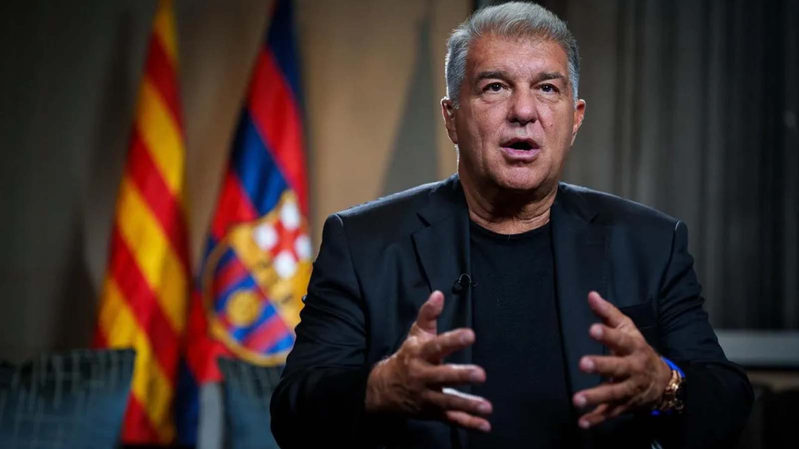 โจน ลาปอร์ตา แย้มเบาะแสสำคัญเกี่ยวกับแผนการของบาร์เซโลนาสำหรับกองหน้ามากประสบการณ์รายนี้